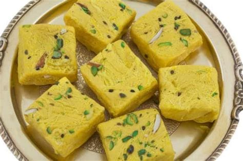 Soan Papdi (Sohan Papdi) Recipe