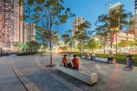 Transformation of a High-density Urban Street Corner Park | Shenzhen, China