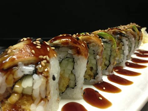 Dancing Eel Roll - Popular Sushi Rolls/Vegetarian Roll/ Combinations ...