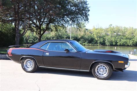 1972 Plymouth Cuda | Midwest Car Exchange