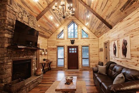 "Rustic Retreat" Cabin