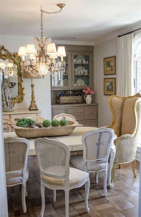 Cool French Country Dining Room Table Decoration Ideas 13 | French country dining room, French ...