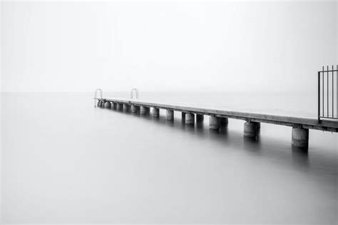 17 Minimalist Photography Examples That Will Simply Amaze You | Photzy