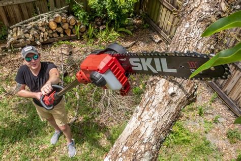 SKIL 40V Cordless 10-Inch Pole Saw PS4561C-10 - Pro Tool Reviews