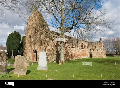 Beauly Priory - famous ruin in the town of Beauly, Inverness-shire Stock Photo: 68299231 - Alamy