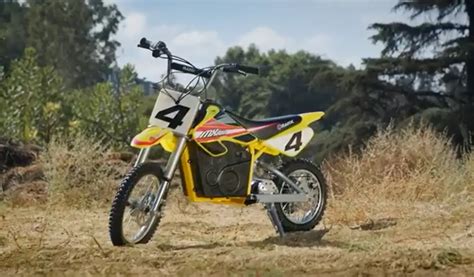 Razor Dirt Bike MX650 | Off-Road Motocross Bike