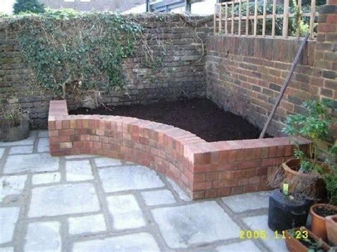 47+ Best Brick Planter Ideas and Pictures (With images) | Brick planter, Brick garden, Garden ...