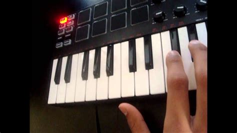 Making a piano beat with AKAI MPK - YouTube