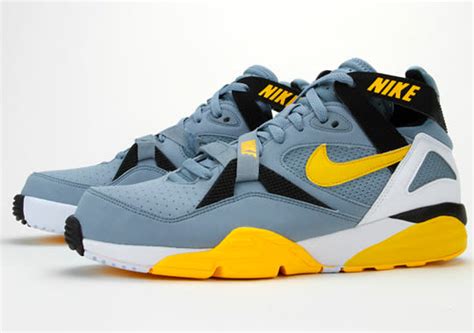 NikeAirTrainerMax - The 90 Greatest Sneakers of the '90s | Complex