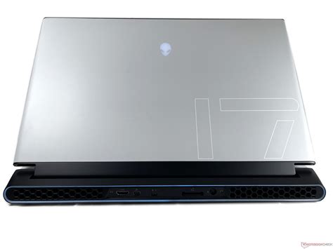 Alienware m17 R4 laptop review: Burning up into the atmosphere - NotebookCheck.net Reviews