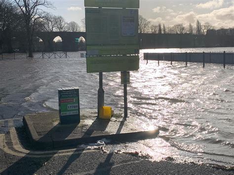 Worcester car parks closed due to floods as Severn continues to rise - The Worcester Observer