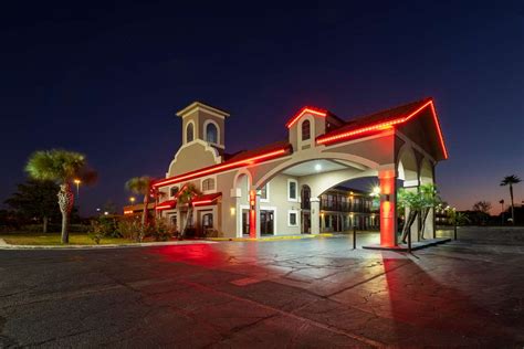 14 Best VERIFIED Pet Friendly Hotels in Saint Augustine with Weight Limits & Pet Fees