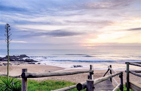 Top 5 Beaches in Ballito - Beachfront Apartments in Shakas Rock