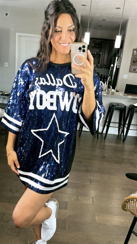 DALLAS SEQUIN DRESS | Gameday dress, Dallas cowboys outfits, Dallas ...