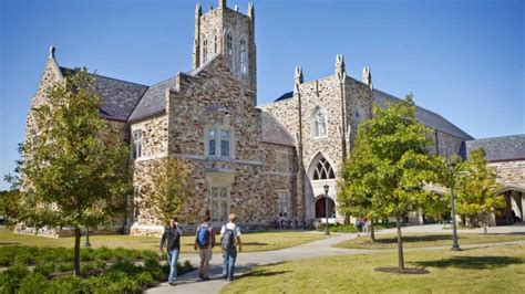 Rhodes College Rankings, Tuition, Acceptance Rate, etc.