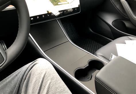 10 Must-Have Tesla Model 3 Accessories