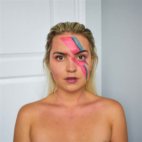 Easy David Bowie Makeup Tutorial – David Bowie Halloween Costume