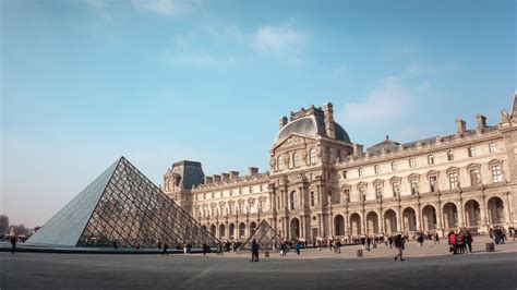 Le Louvre Paris France Inside - nanika-w