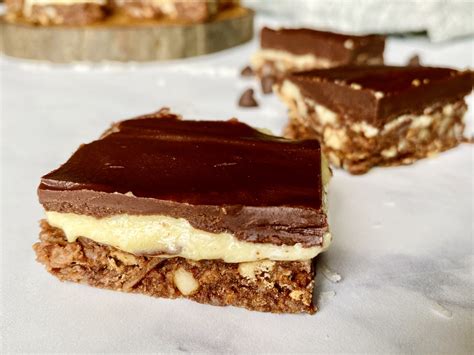 Nanaimo Bars - Easy No Bake Dessert [No Egg] | Globally Flavored