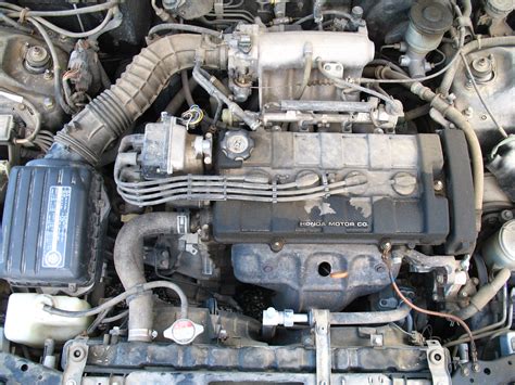 Engine | engine of my 1995 Acura Integra LS/SE | Luke Jones | Flickr