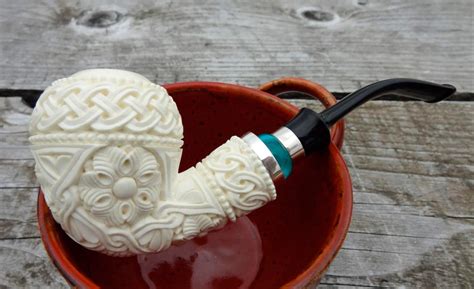 Majestic Meerschaum | PipesMagazine.com