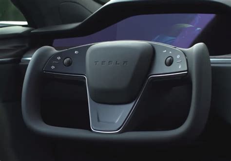 Tesla's new steering yoke looks futuristic but lacks practicality | TechSpot