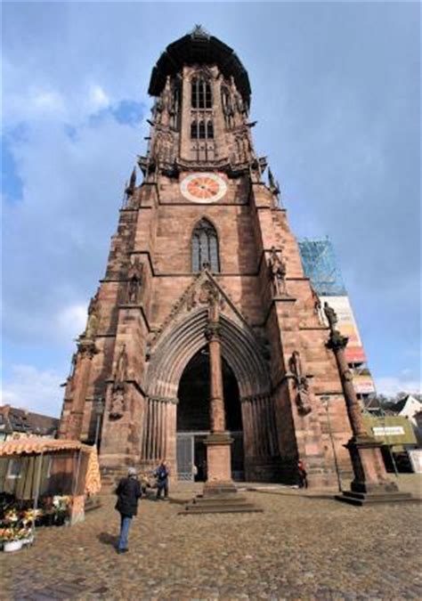 Freiburg Münster Medieval Cathedral - Picture of Freiburg Cathedral, Freiburg im Breisgau ...