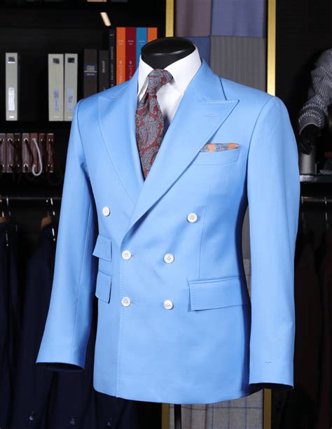 The Timeless Appeal of Double Breasted Suits for Men | King & Bay Custom Clothing | Toronto, Canada