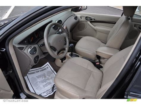 2001 Ford Focus ZTS Sedan interior Photo #54483998 | GTCarLot.com