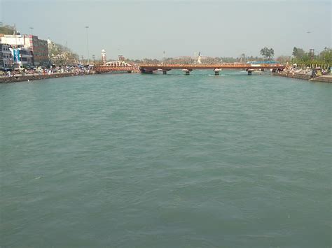 Ganga continues to be flooded in Bihar, Brahmaputra becoming concern