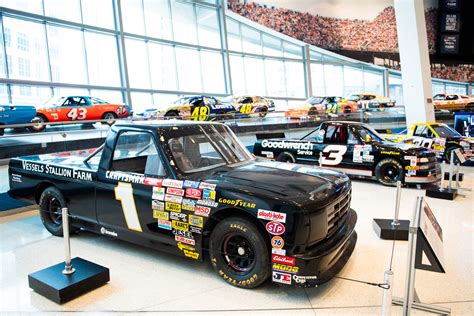 NASCAR Hall of Fame exhibit honors 25 years of Truck Series | NASCAR