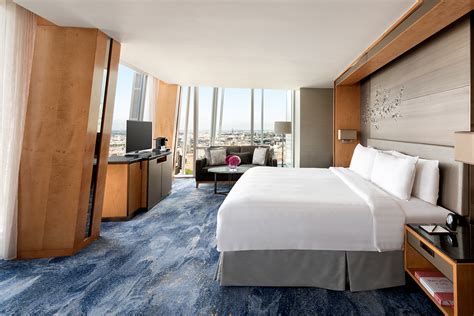 Enjoy the Best of London When You Stay at the Shangri-La at The Shard