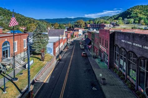 Letcher County, Kentucky - Nurturing industry, tourism, and the land ...