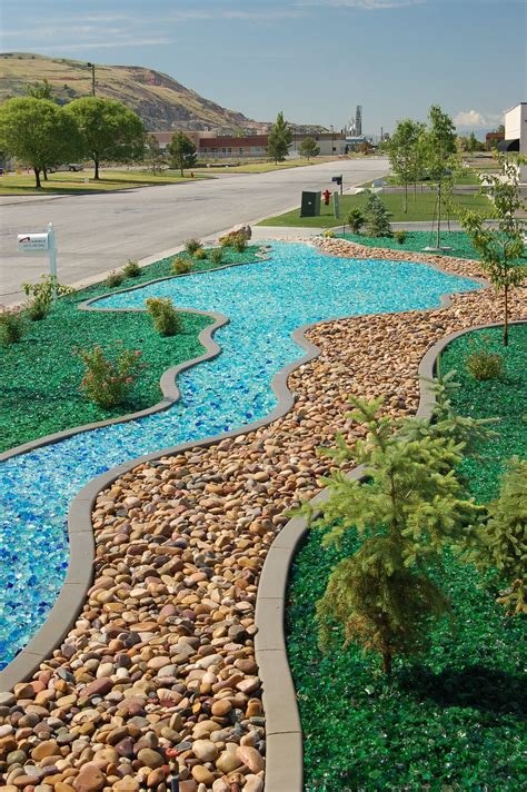 glass nuggets and glass rocks in lieu of bark mulch glass can provide ...