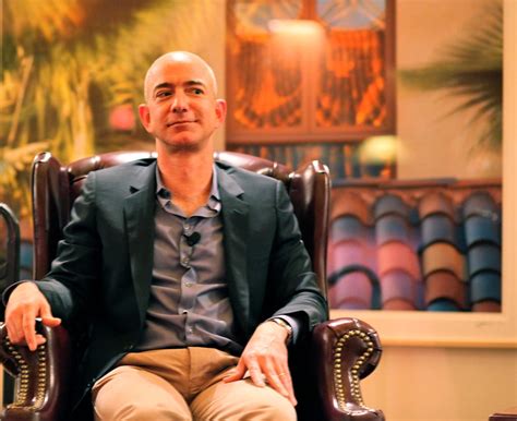 4 Business Thoughts from Jeff Bezos for Young Entrepreneurs