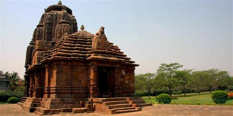 Rajarani Temple, Bhuvaneswar Timings, History and Travel Guide