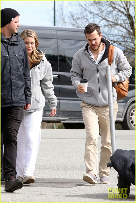 Melissa Benoist & Boyfriend Chris Wood Get Matching on 'Supergirl' Set: Photo 4066814 | Photos ...