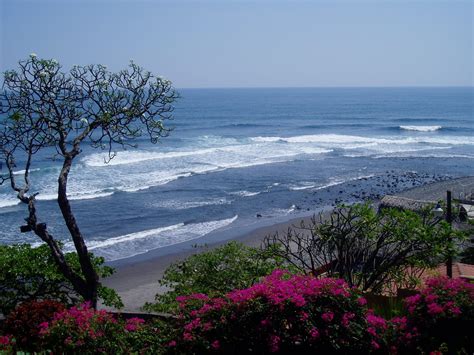 Playa Sunzal, El Salvador www.surfymum.com | Surfing, Horlicks, Travel list