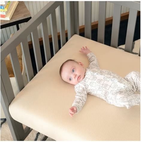 Breathable 2-Stage Organic Crib Mattress | Shop eco-friendly products on EarthHero!