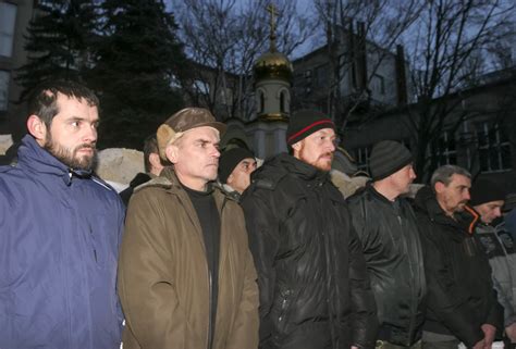 Kiev-Rebels Mass Prisoner Swap: Ukrainian Authorities Exchange 222 Pro-Russians for 150 Prisoner ...