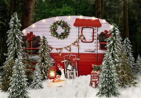 Holiday Decorations and Camping – tinyTowable.com – All about campgrounds and small travel trailers