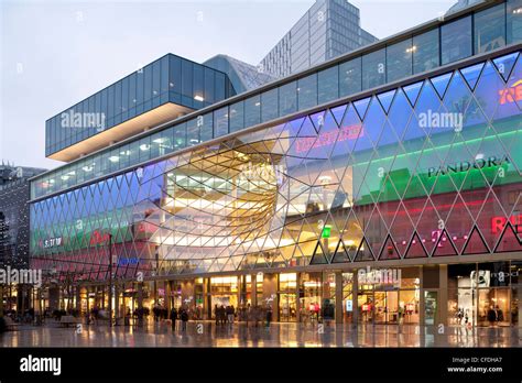 MyZeil is a shopping centre in Frankfurts city centre, Frankfurt am Stock Photo: 43939567 - Alamy