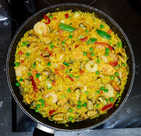 Classic Spanish Paella Recipe