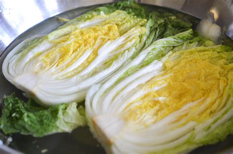 Cabbage Kimchi with pepper seeds | Kimchimari