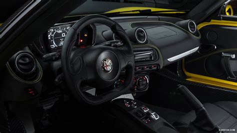 2015 Alfa Romeo 4C Spider (US-Spec) - Interior | Caricos