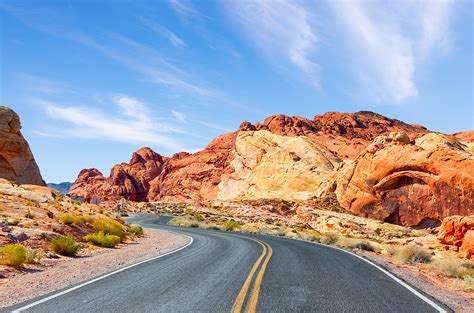 Road Trip Tips to Help You Prepare for Long Drive Through the Desert - Valley Automall Blog