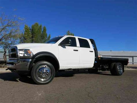 Dodge 5500 CREW CAB DIESEL FLATBED (2015) : Commercial Pickups