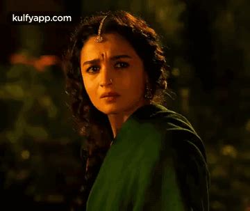 Alia Bhatt As Sita From Rrr Movie.Gif GIF - Alia bhatt as sita from rrr ...