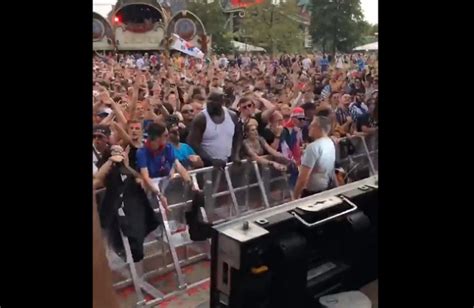 Watch: Shaq gets down at Tomorrowland music festival