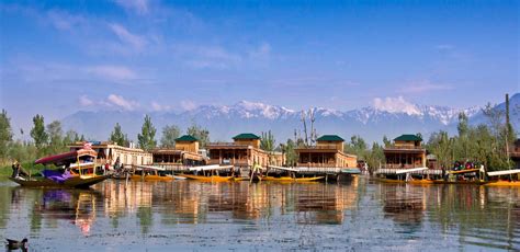 Club Mahindra Reviews on Houseboats in Srinagar